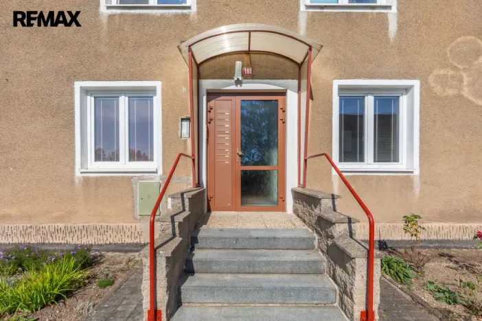 Pronájem bytu 1+1, Meziboří, Májová, 33 m2