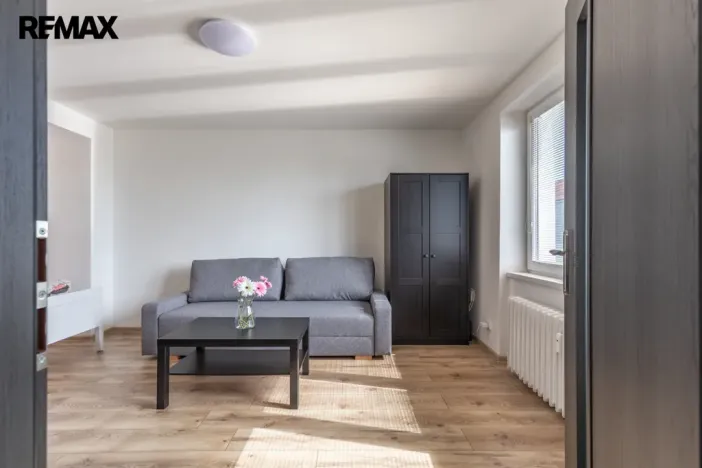 Pronájem bytu 1+1, Meziboří, Májová, 33 m2