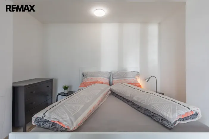 Pronájem bytu 1+1, Meziboří, Májová, 33 m2