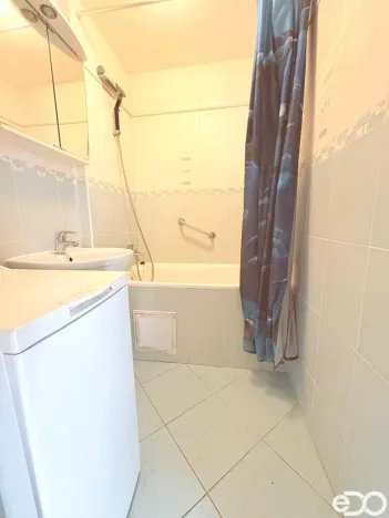 Pronájem bytu 2+kk, Praha, Steinerova, 45 m2