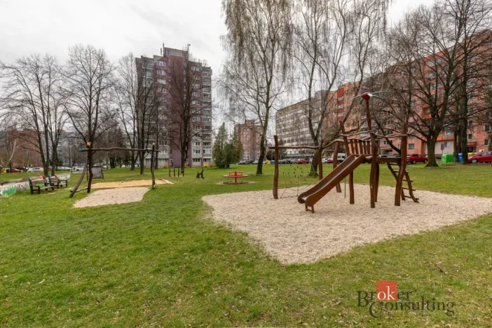 Prodej bytu 3+1, Ostrava - Poruba, Zdeňka Štěpánka, 68 m2