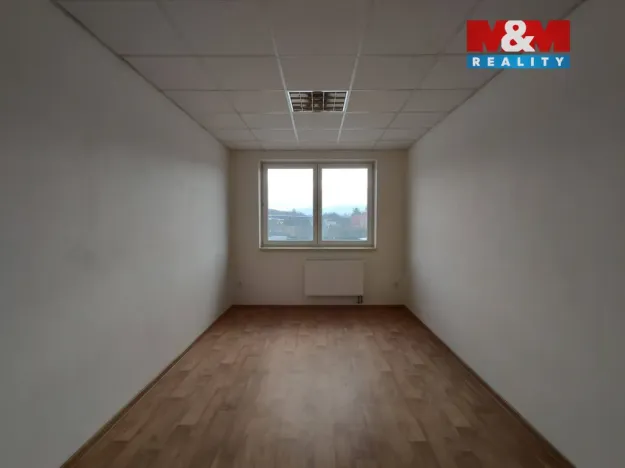 Pronájem výrobních prostor, Třanovice, 1295 m2