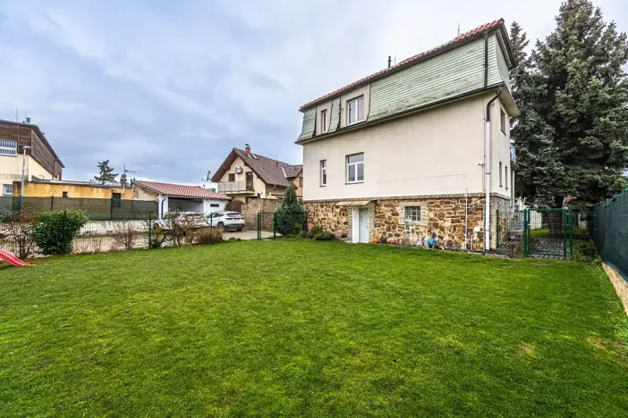 Prodej vily, Praha - Štěrboholy, Ústřední, 220 m2