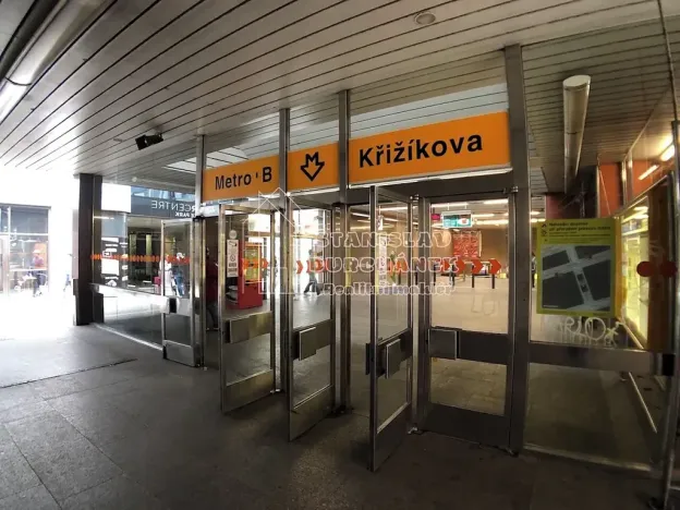 Pronájem kanceláře, Praha - Karlín, Thámova, 17 m2