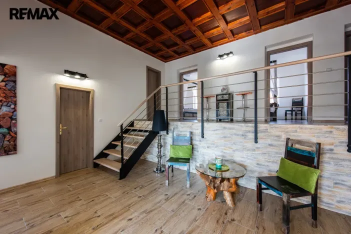 Prodej rodinného domu, Šumná, 200 m2