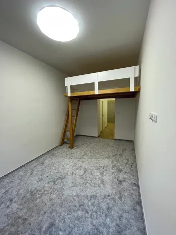 Pronájem bytu 1+1, Praha - Libeň, Kovářská, 30 m2