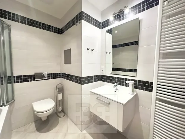 Pronájem bytu 2+kk, Praha - Horní Měcholupy, Modenská, 57 m2