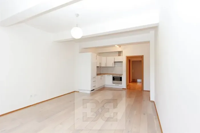 Pronájem bytu 1+kk, Praha - Lochkov, U sladovny, 34 m2