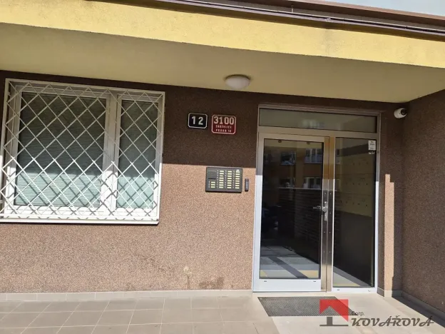 Prodej bytu 4+1, Praha - Záběhlice, Aubrechtové, 90 m2