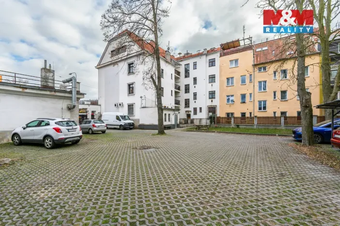 Prodej bytu 2+1, Plzeň, Masarykova, 88 m2