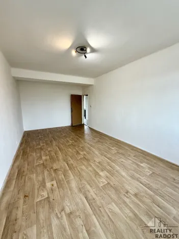 Pronájem bytu 2+1, Karviná, V Aleji, 54 m2