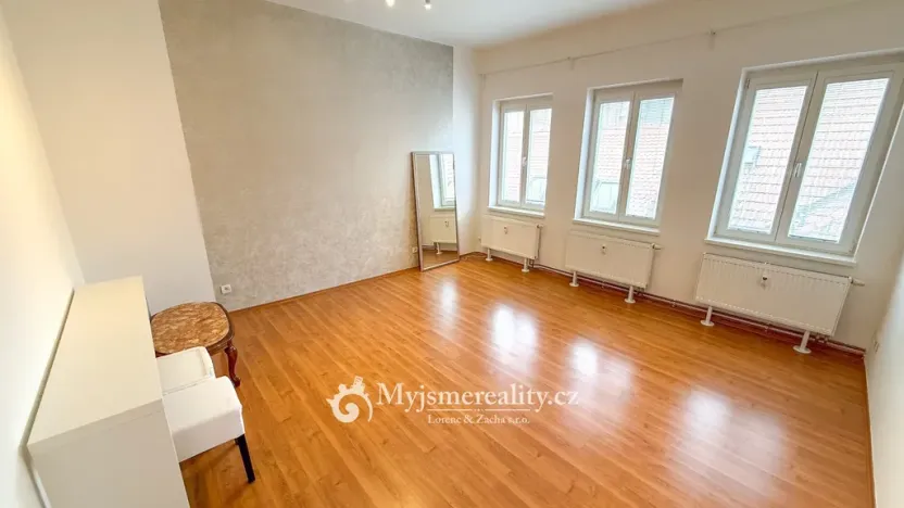 Pronájem bytu 3+1, Znojmo, 88 m2