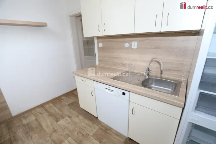 Pronájem bytu 3+1, Zádub-Závišín - Zádub, 100 m2