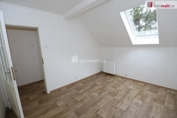 Pronájem bytu 3+1, Zádub-Závišín - Zádub, 100 m2