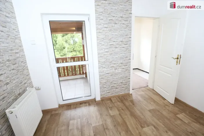 Pronájem bytu 3+1, Zádub-Závišín - Zádub, 100 m2