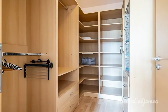 Pronájem bytu 2+kk, Praha - Strašnice, Na hroudě, 72 m2