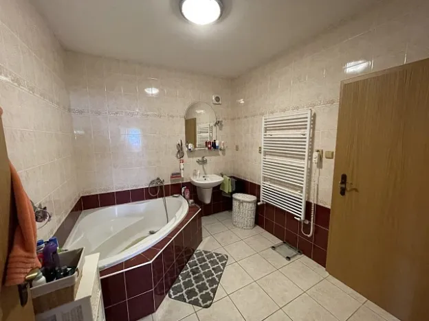 Prodej rodinného domu, Lužec nad Vltavou, 1. máje, 270 m2