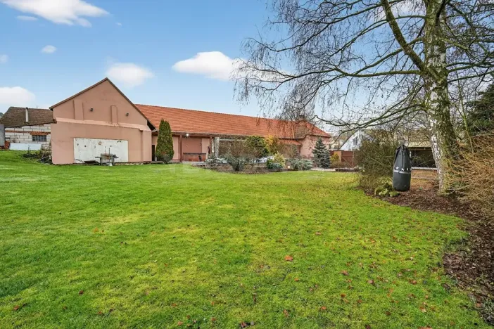 Prodej rodinného domu, Chotíkov, 280 m2