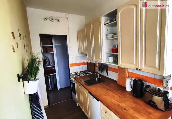 Prodej bytu 3+1, Praha - Malešice, Počernická, 73 m2