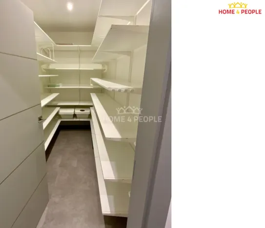 Pronájem bytu 3+1, Praha - Kamýk, Zárubova, 83 m2