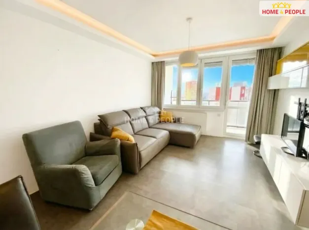 Pronájem bytu 3+1, Praha - Kamýk, Zárubova, 83 m2