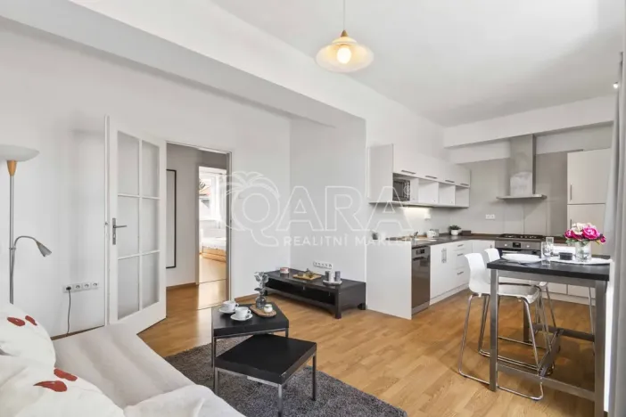 Prodej bytu 2+kk, Praha - Bubeneč, Ve struhách, 48 m2