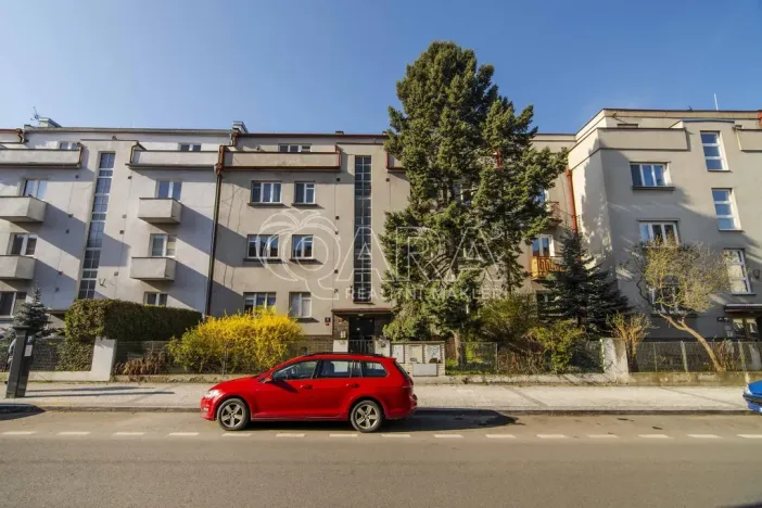 Prodej bytu 2+kk, Praha - Bubeneč, Ve struhách, 48 m2