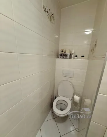 Prodej bytu 2+1, Frýdek-Místek - Frýdek, Dobrovského, 45 m2