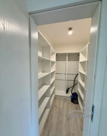 Prodej bytu 2+1, Frýdek-Místek - Frýdek, Dobrovského, 45 m2