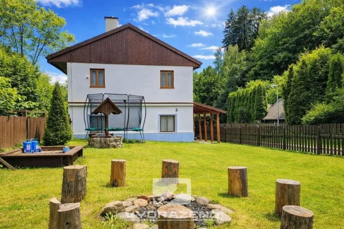 Prodej chalupy, Dolní Dvůr, 280 m2