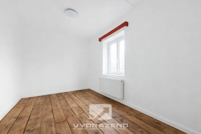 Prodej ubytování, Dolní Dvůr, 280 m2