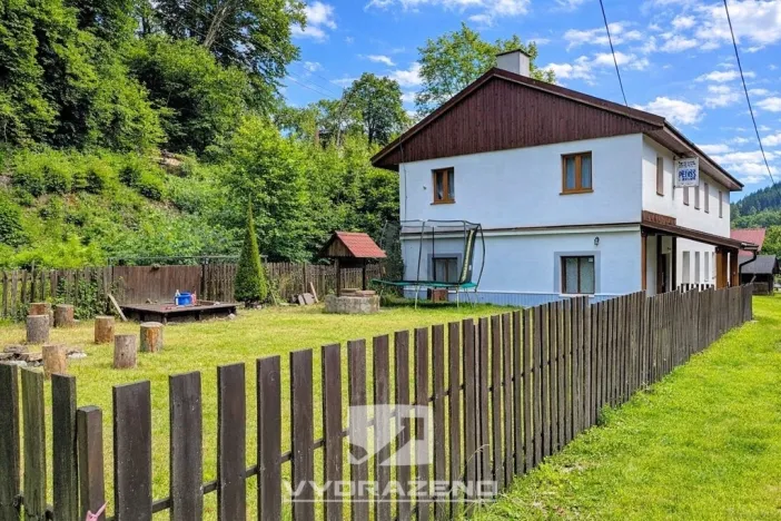 Prodej ubytování, Dolní Dvůr, 280 m2