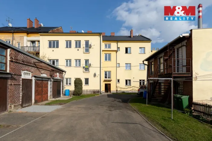 Prodej bytu 2+1, Krnov - Pod Bezručovým vrchem, Bezručova, 73 m2