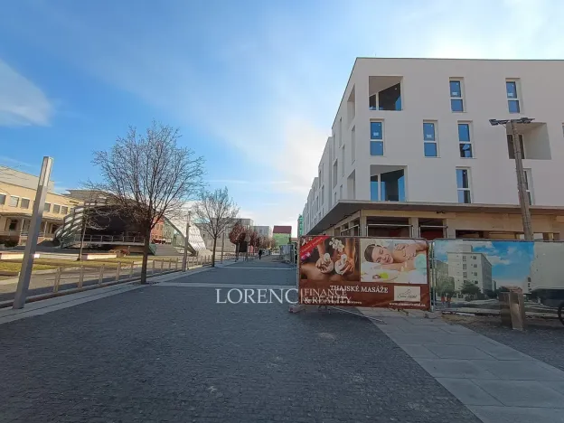 Pronájem obchodního prostoru, Veselí nad Moravou, 115 m2