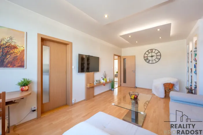 Prodej bytu 3+1, Hustopeče, Masarykovo nám., 72 m2