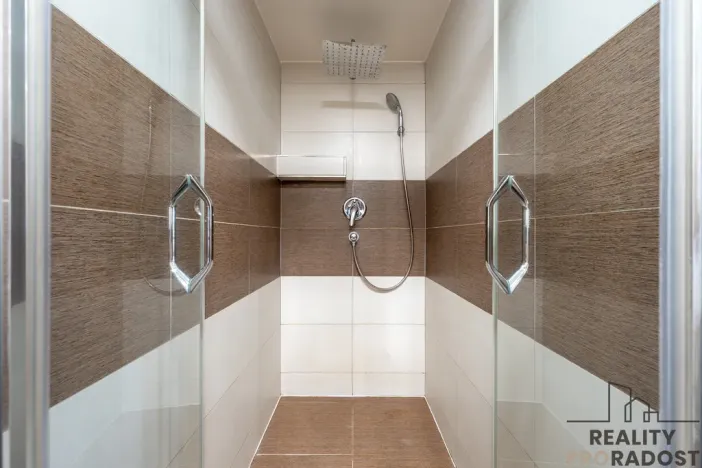 Prodej bytu 3+1, Hustopeče, Masarykovo nám., 72 m2