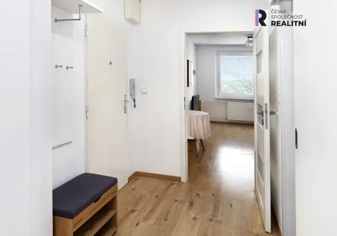 Pronájem bytu 2+kk, Zlín, Javorová, 34 m2