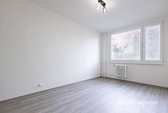 Pronájem bytu 3+1, Praha - Horní Měcholupy, Ravennská, 74 m2