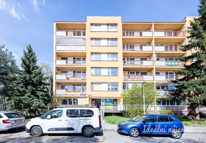 Pronájem bytu 3+1, Praha - Horní Měcholupy, Ravennská, 74 m2