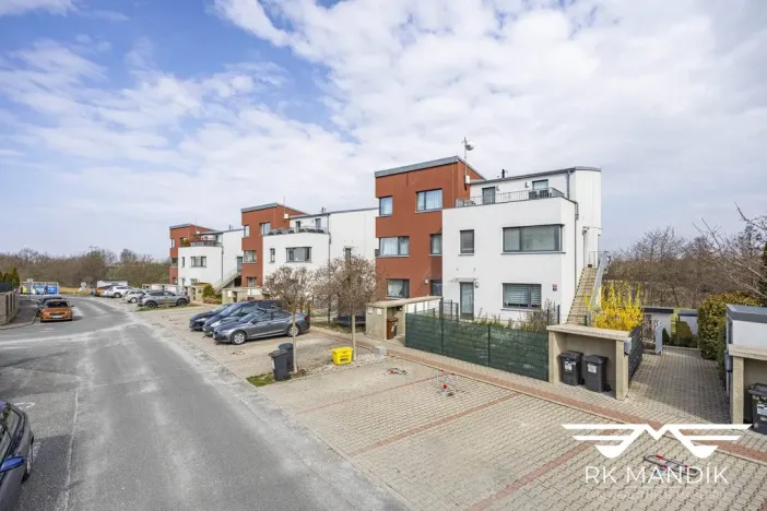 Prodej bytu 2+kk, Říčany - Radošovice, Plavínová, 59 m2