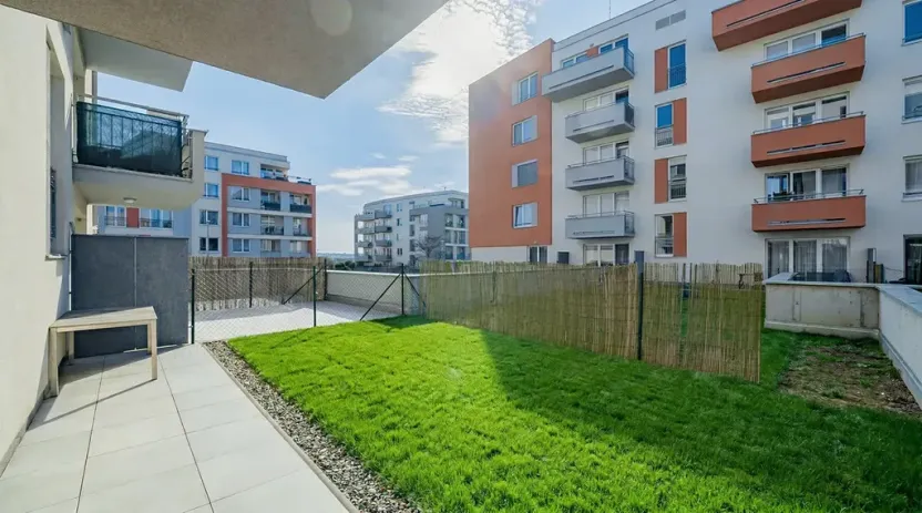 Prodej bytu 1+kk, Praha - Stodůlky, Toufarova, 33 m2