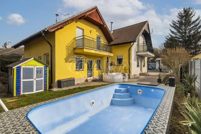 Prodej rodinného domu, Průhonice, U Cihelny, 200 m2