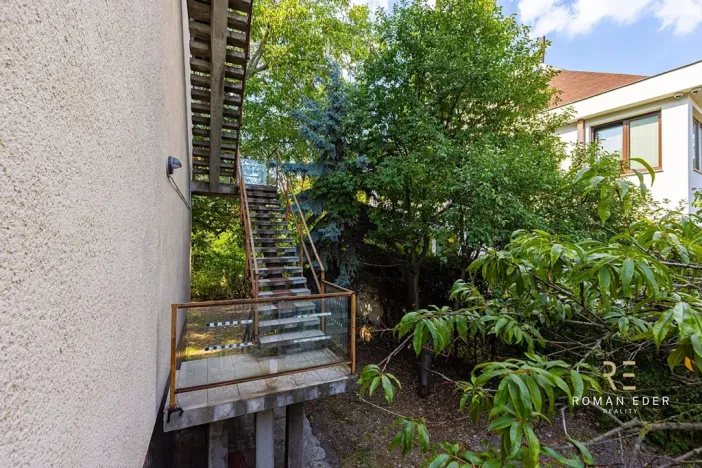 Prodej vícegeneračního domu, Praha - Záběhlice, Střemchová, 348 m2