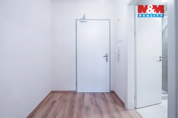 Pronájem bytu 1+kk, Praha, 35 m2