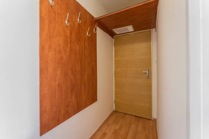 Pronájem bytu 1+kk, Praha - Smíchov, Holečkova, 26 m2