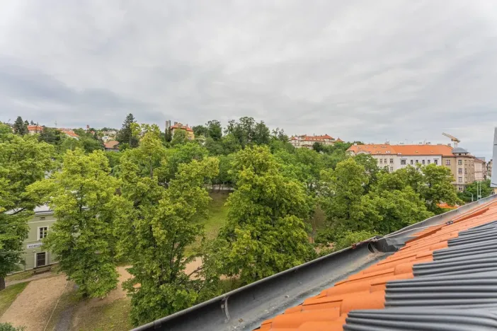 Pronájem bytu 1+kk, Praha - Smíchov, Holečkova, 26 m2