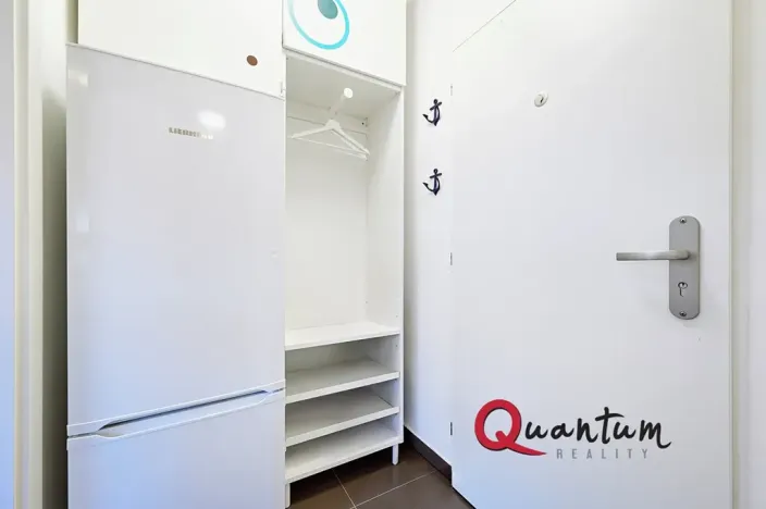 Prodej bytu 1+kk, Praha - Uhříněves, Bečovská, 20 m2