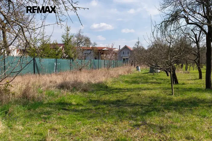 Prodej pozemku pro bydlení, Rousínov, 2167 m2