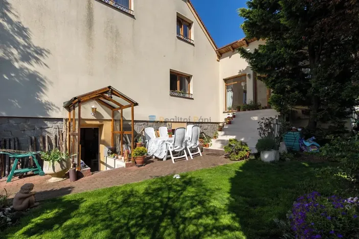 Prodej rodinného domu, Zdice, 294 m2