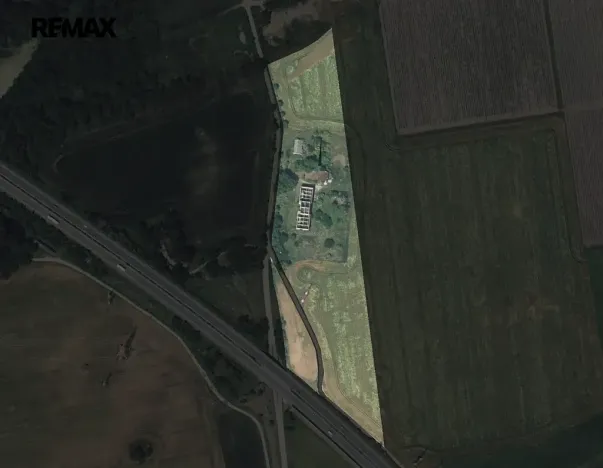 Prodej komerčního pozemku, Všestudy, 42524 m2